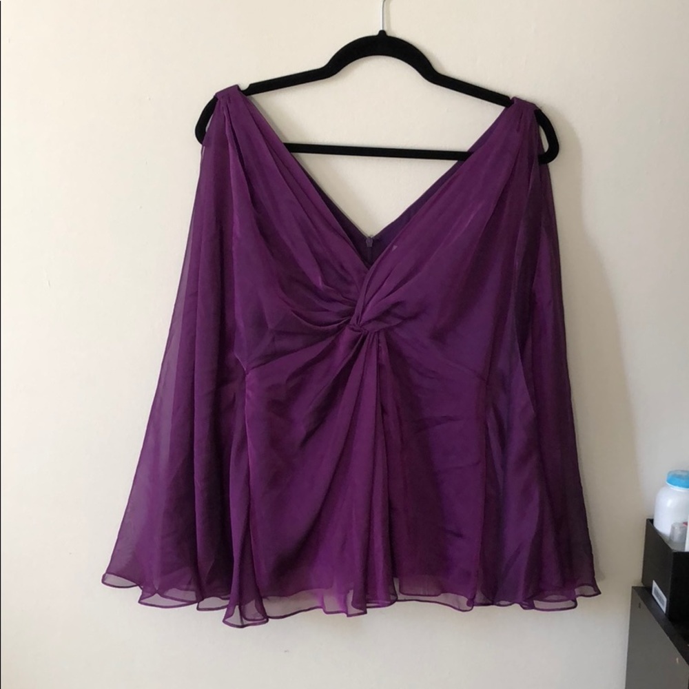 NEW*** Badgley Mischka berry top